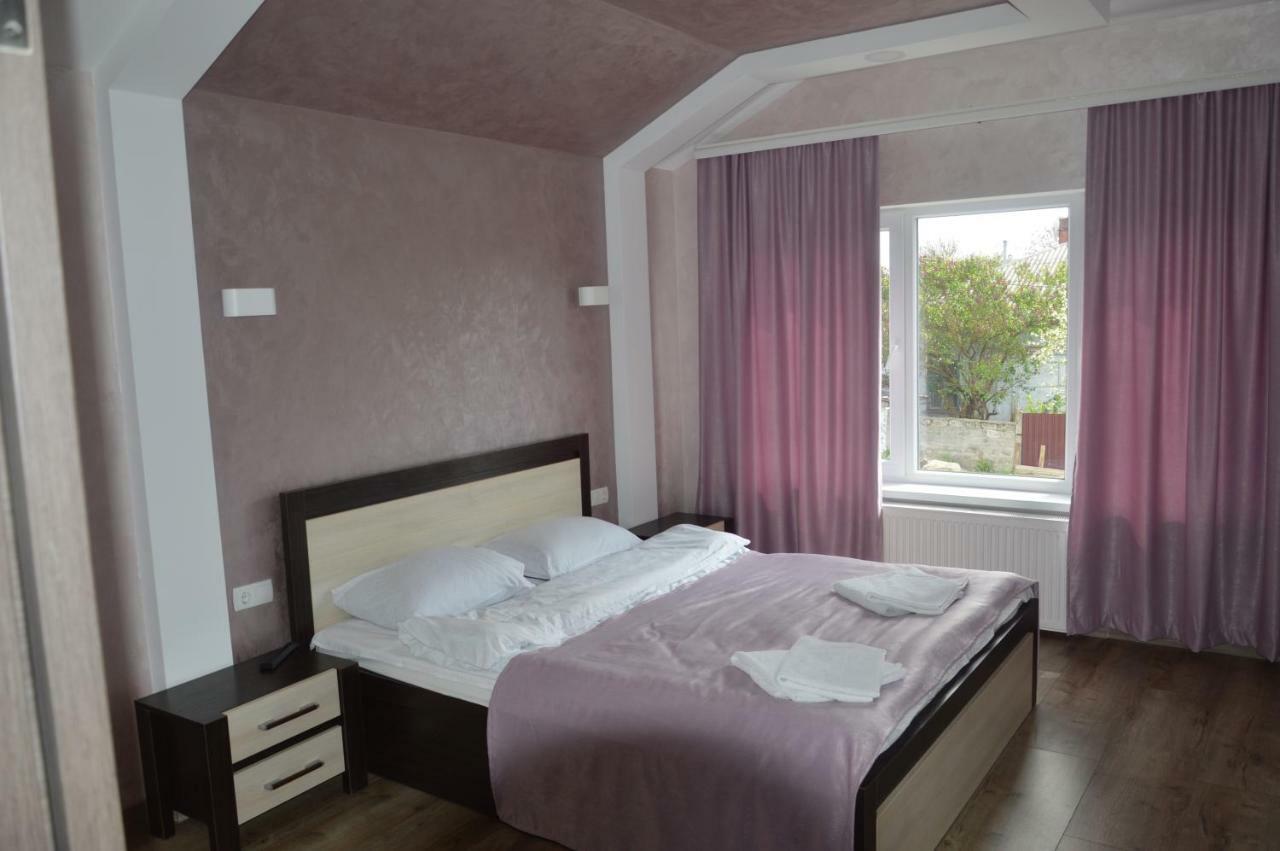 Royal House Vila Kamianets-Podilskyi Exterior foto