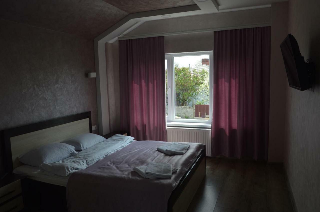 Royal House Vila Kamianets-Podilskyi Exterior foto